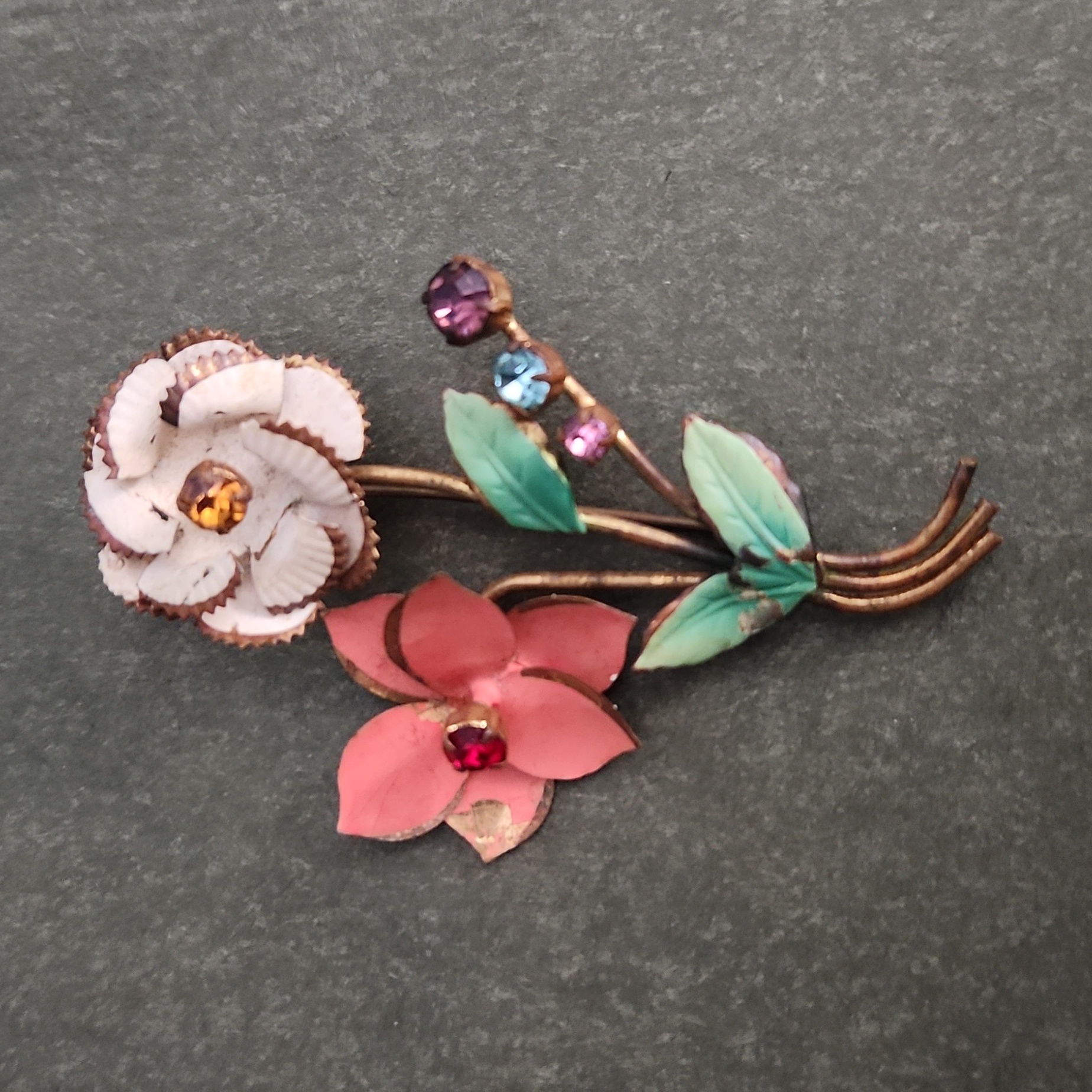 1940s Vintage Flower Floral Bouquet Colorful Stones , Gorgeous Brooch